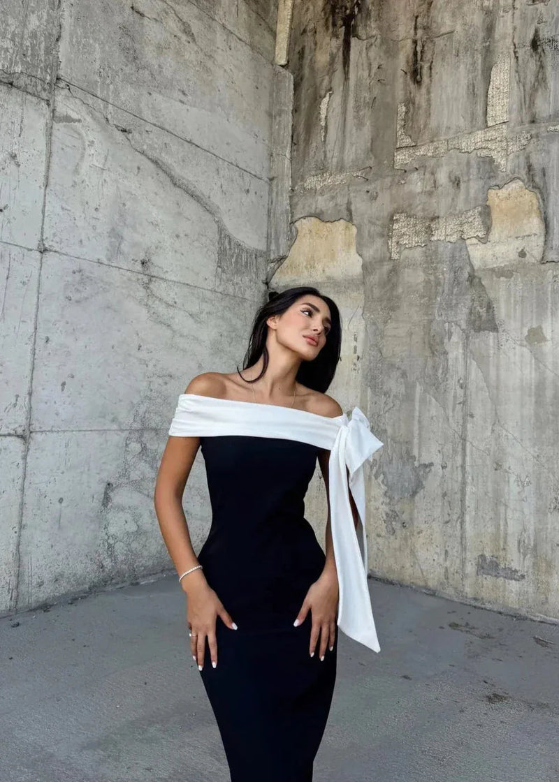 Effortlessly Elegant Dress with a Timeless Design