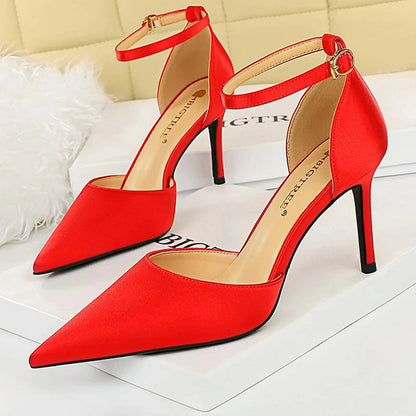 Beautifully Crafted Garment in a Classic Style