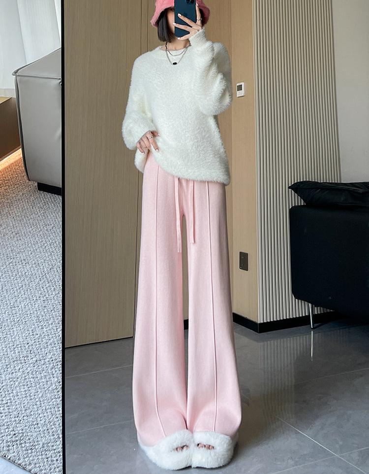 A Vintage Style Pants with Delicate Timeless Details