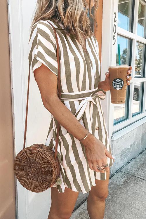 Sophisticated Dress with a Clean Classic Look