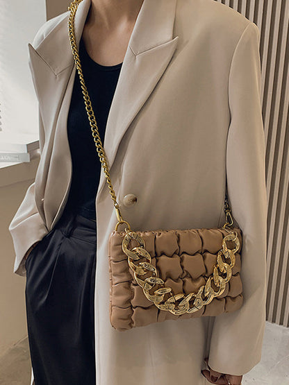 Effortlessly Elegant Bag with a Timeless Design