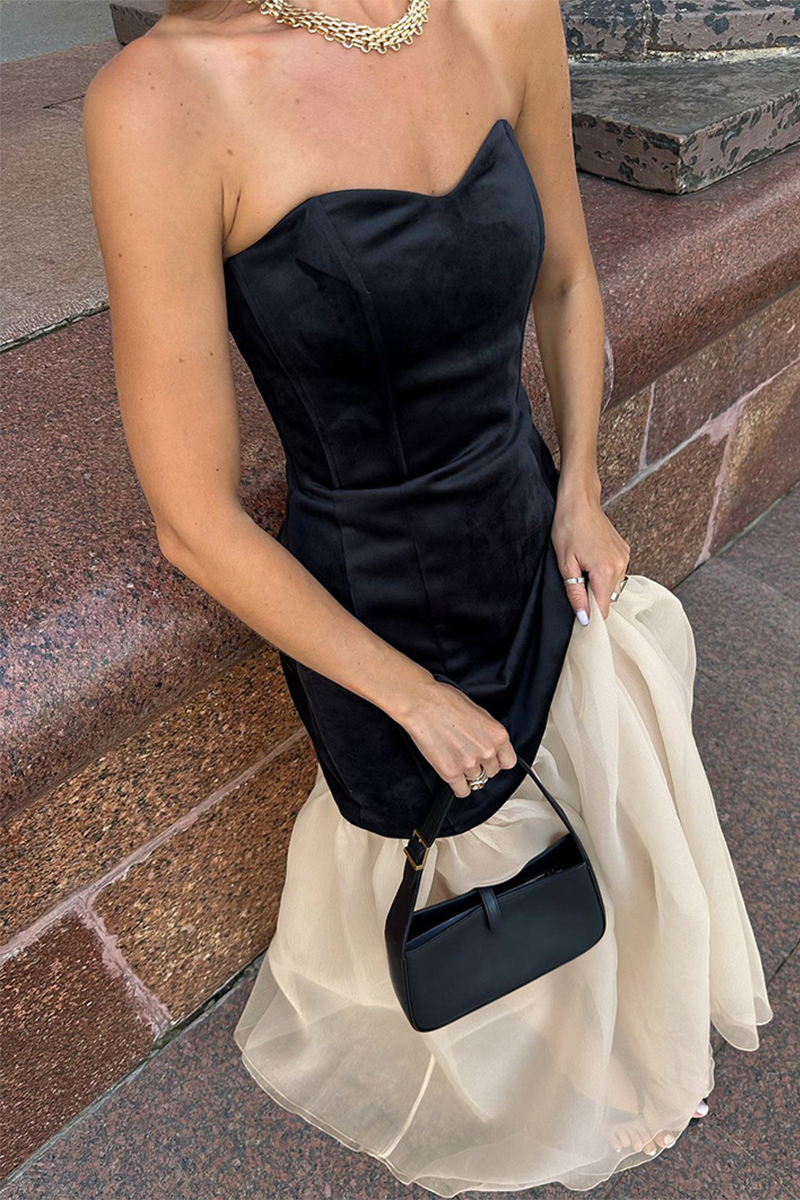 A Vintage Style Dress with Delicate Timeless Details