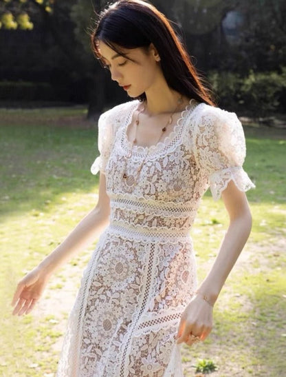 Beautifully Crafted Dress in a Classic Style