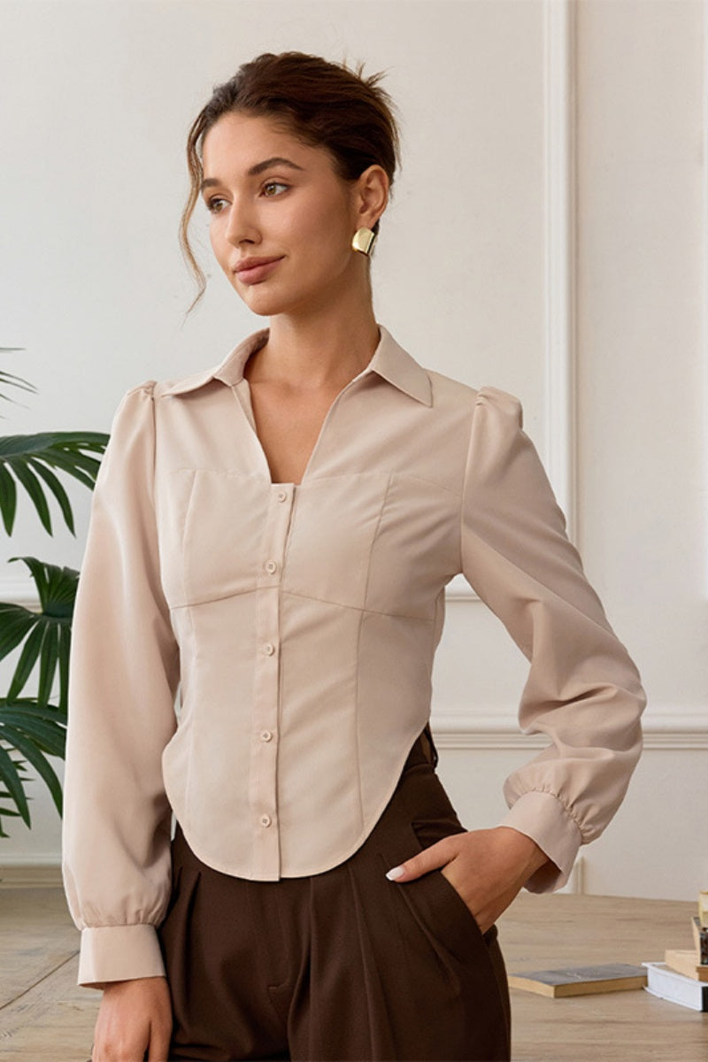 Sophisticated Blouse with a Clean Classic Look