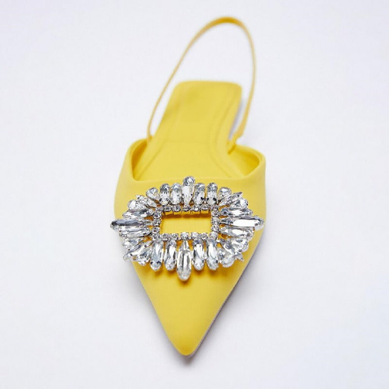Beautifully Finished Heels in a Timeless Design