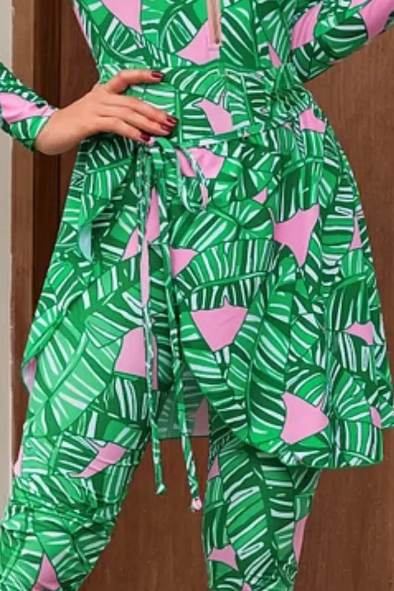 Well Tailored Swimsuit with a Graceful Silhouette