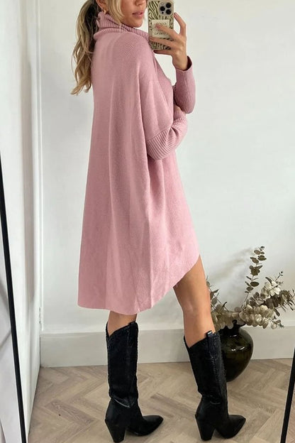 Well Tailored Sweater with a Graceful Silhouette