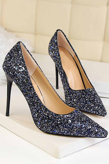 Classic Vintage Heels with a Flattering Fit