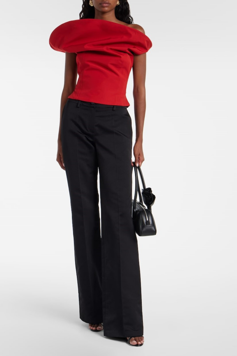 A Vintage Style Top with Delicate Timeless Details
