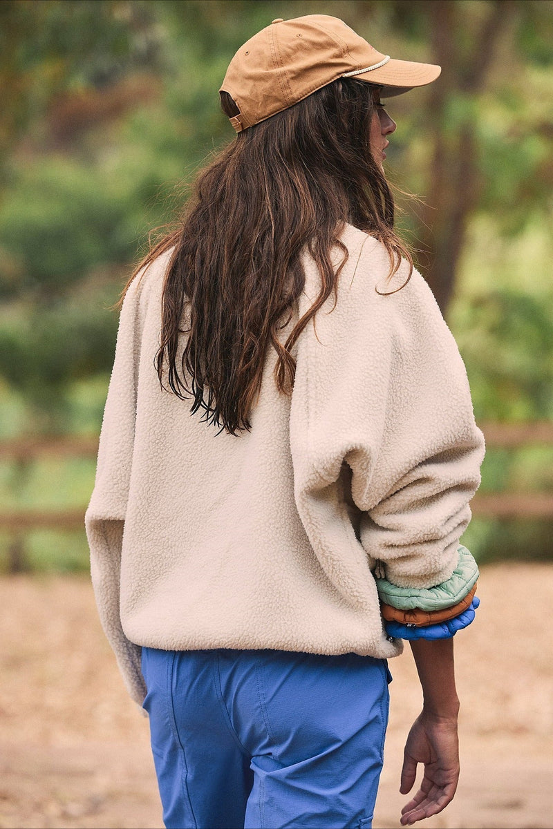 Effortlessly Elegant Jacket with a Timeless Design
