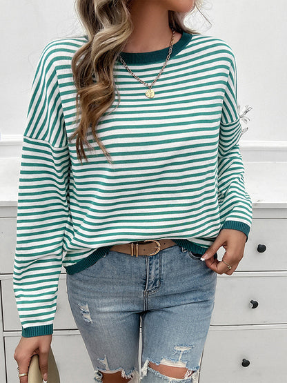 Classic Vintage Sweater with a Flattering Fit
