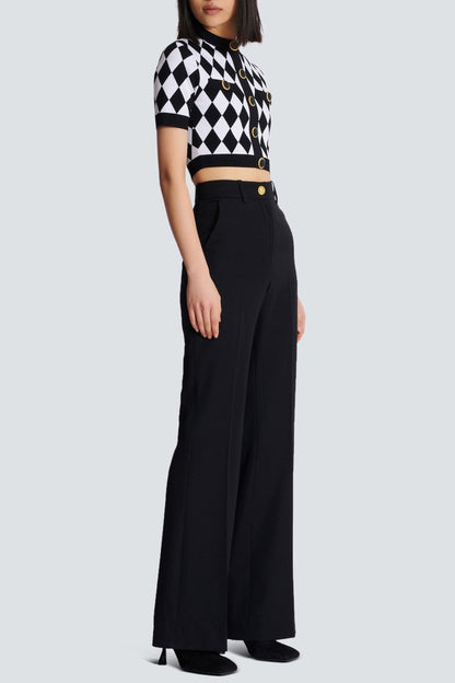 Classic Vintage Top with a Flattering Fit