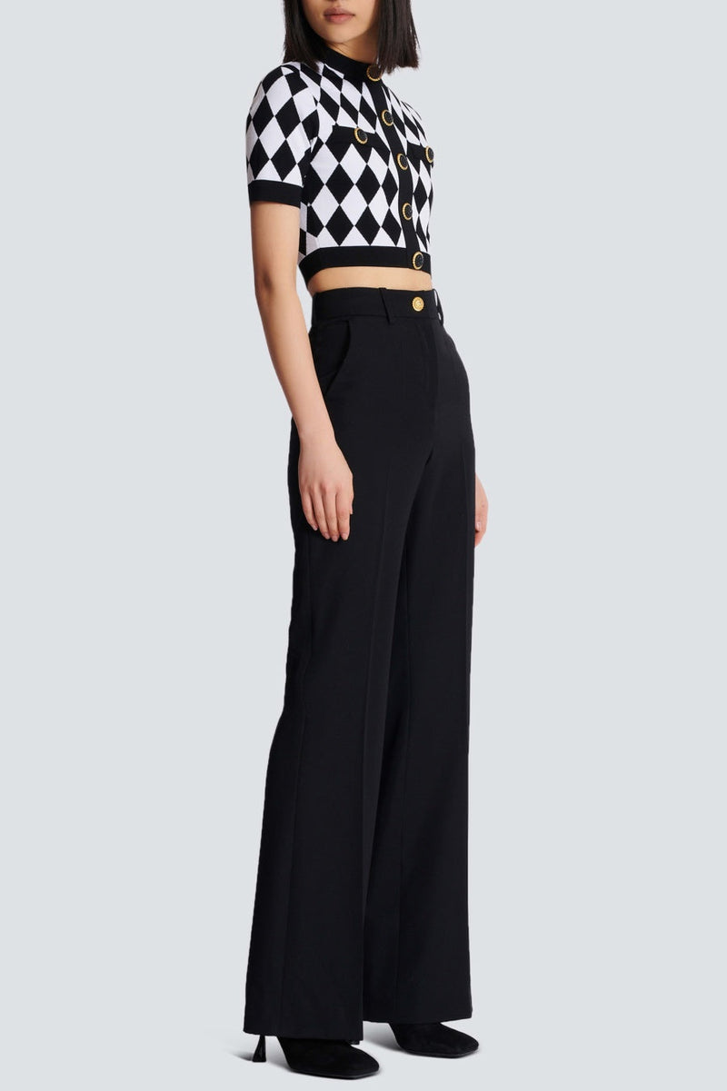 Classic Vintage Top with a Flattering Fit