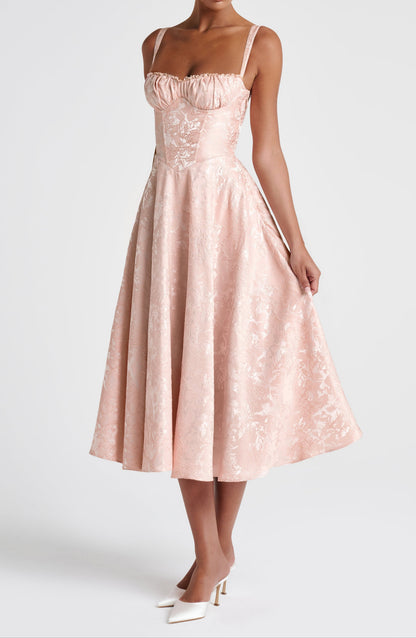 Sophisticated Dress with a Clean Classic Look