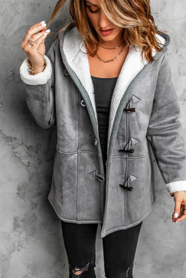 Effortlessly Elegant Coat with a Timeless Design