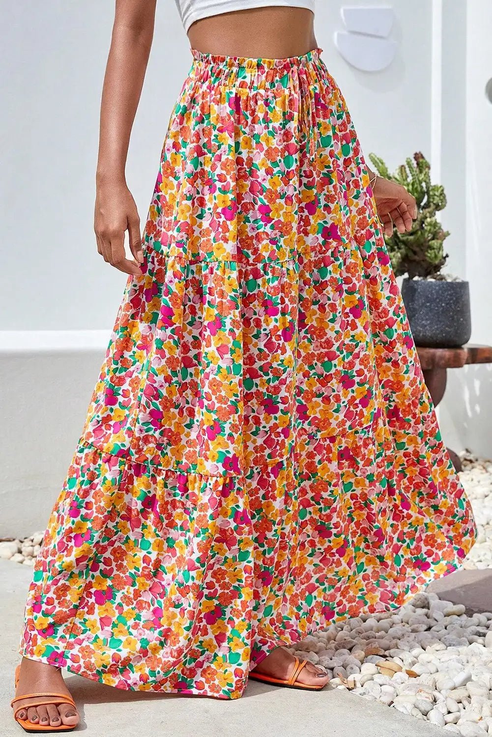 Effortlessly Elegant Garment with a Timeless Design