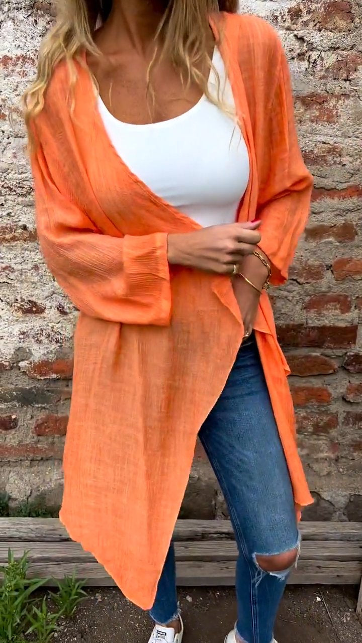 Well Tailored Cardigan with a Graceful Silhouette