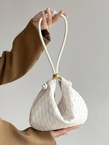 Beautifully Finished Bag in a Timeless Design