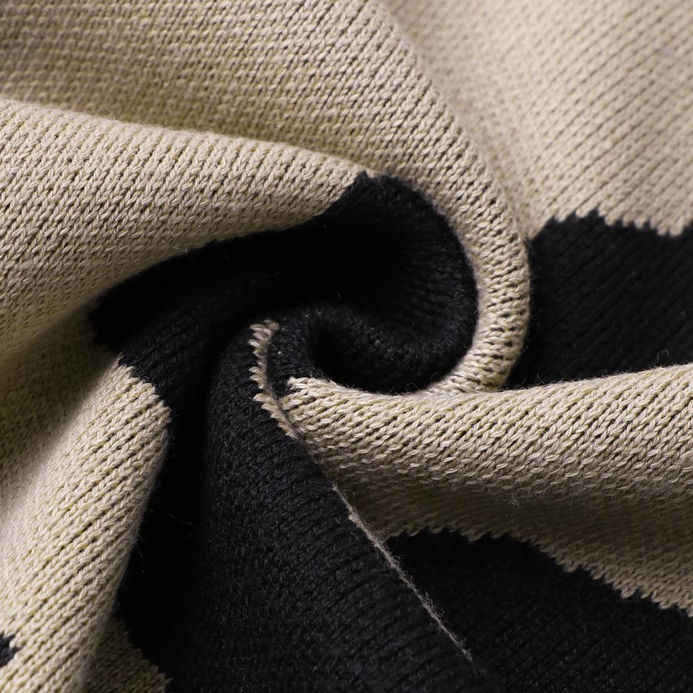 Effortlessly Elegant Cardigan with a Timeless Design