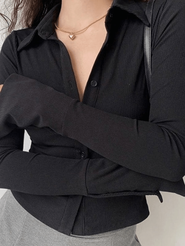 Beautifully Finished Blouse in a Timeless Design