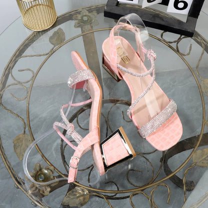 Classic Vintage Sandals with a Flattering Fit