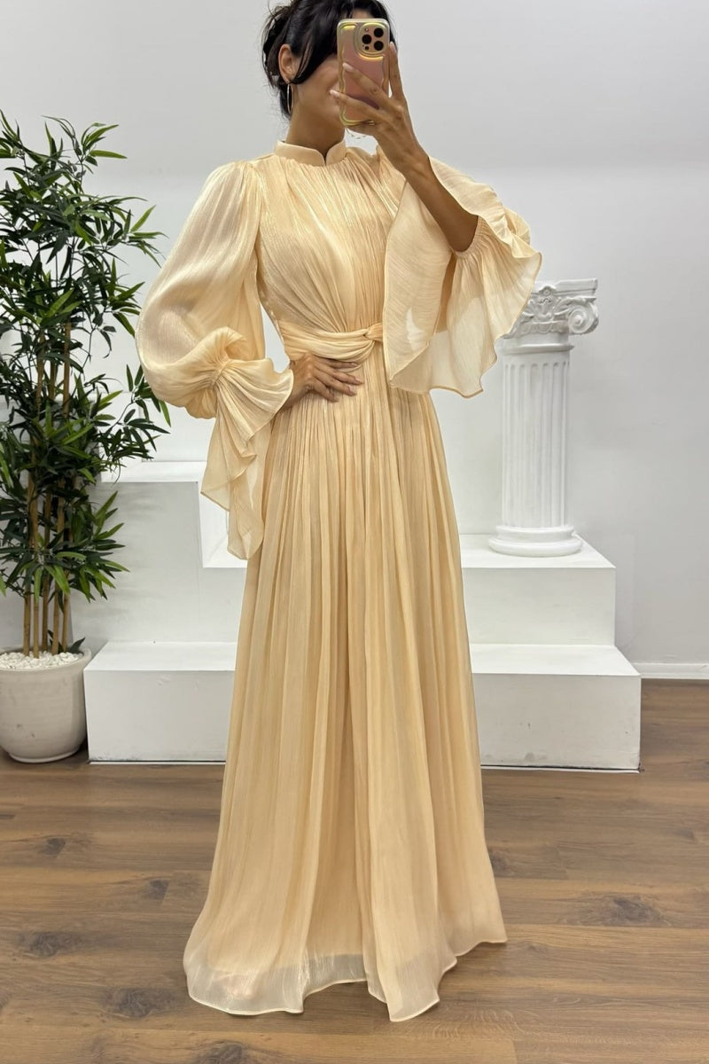 A Vintage Style Dress with Delicate Timeless Details