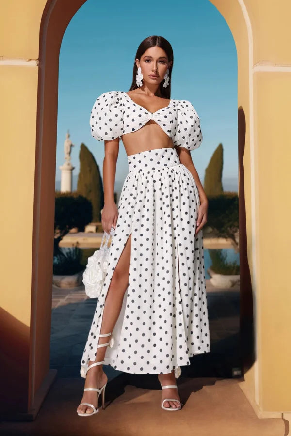Gracefully Styled Garment for Any Occasion