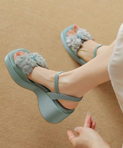 Polished Sandals with an Effortless Classic Look