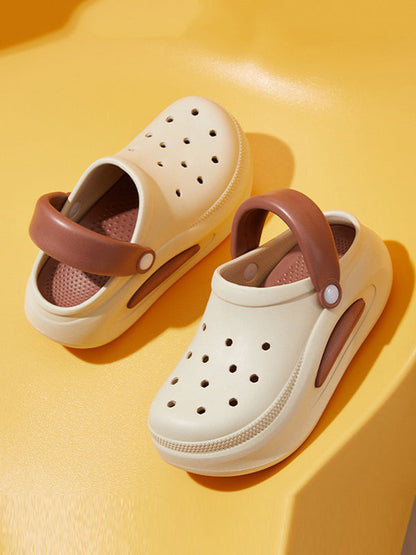 Beautifully Crafted Sandals in a Classic Style