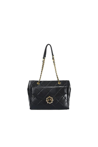 Beautifully Crafted Bag in a Classic Style