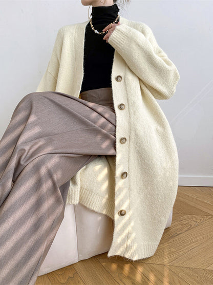 Beautifully Finished Cardigan in a Timeless Design
