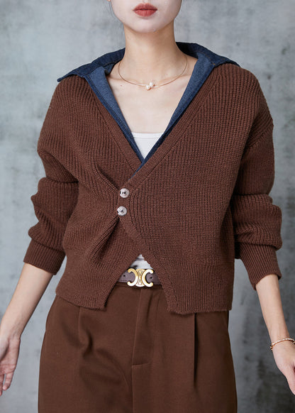 Classic Vintage Sweater with a Flattering Fit