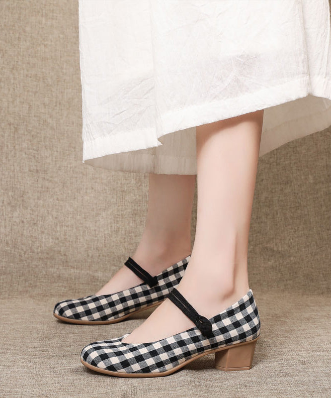 Classic Vintage Heels with a Flattering Fit