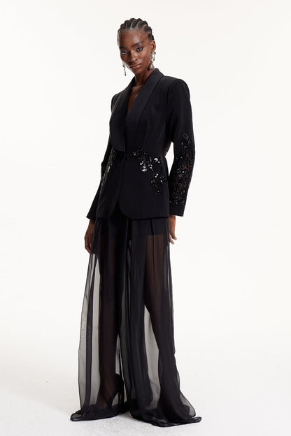 Classic Vintage Pants with a Flattering Fit