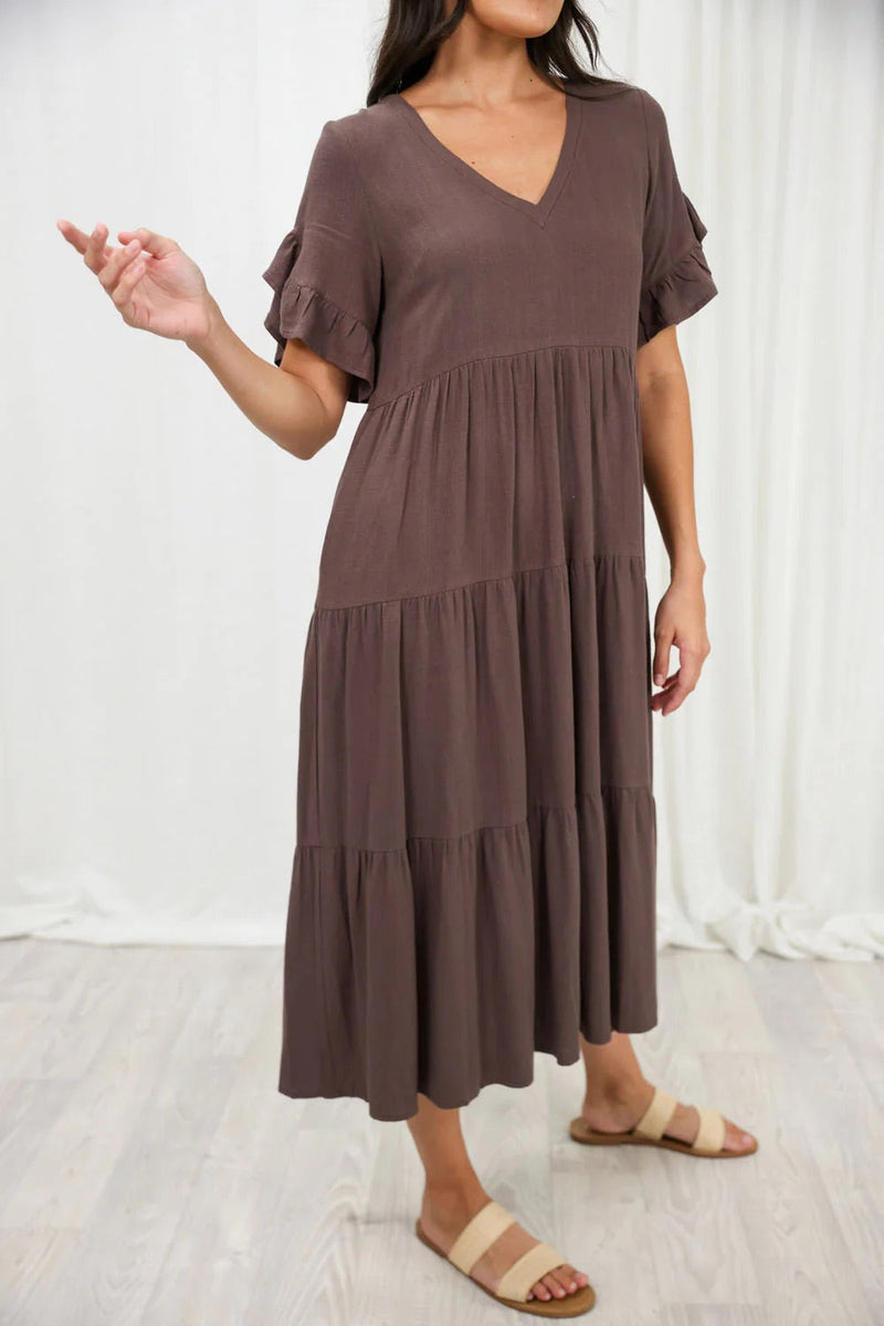 Sophisticated Dress with a Clean Classic Look