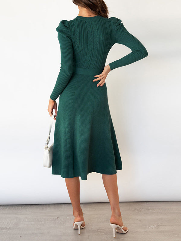 Effortlessly Elegant Sweater with a Timeless Design