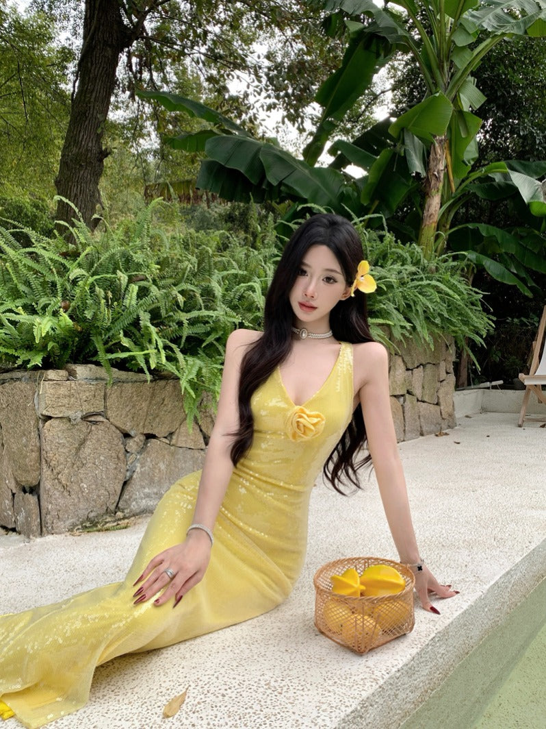 Classic Vintage & Enduringly Stylish Dress