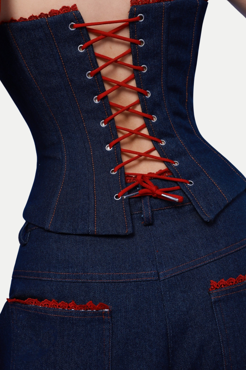 Effortlessly Elegant Garment with a Timeless Design