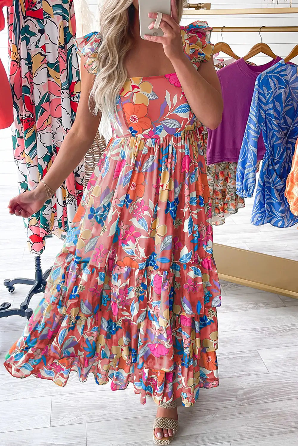 Beautifully Crafted Dress in a Classic Style