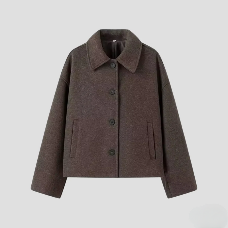 Well Tailored Jacket with a Graceful Silhouette