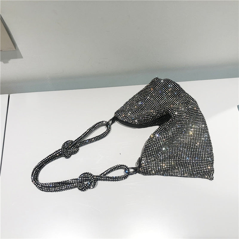 Polished Bag with an Effortless Classic Look