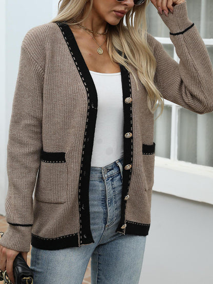 Effortlessly Elegant Cardigan with a Timeless Design