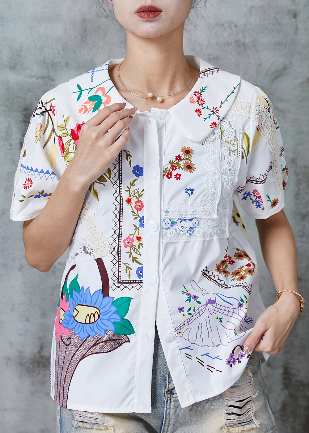 Elegantly Styled Shirt for Everyday Wear