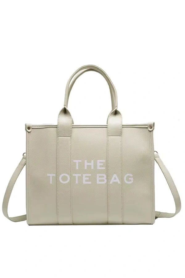 Effortlessly Elegant Bag with a Timeless Design