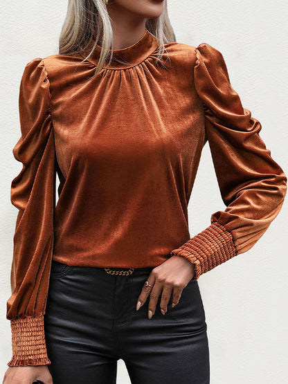 Sophisticated Blouse with a Clean Classic Look