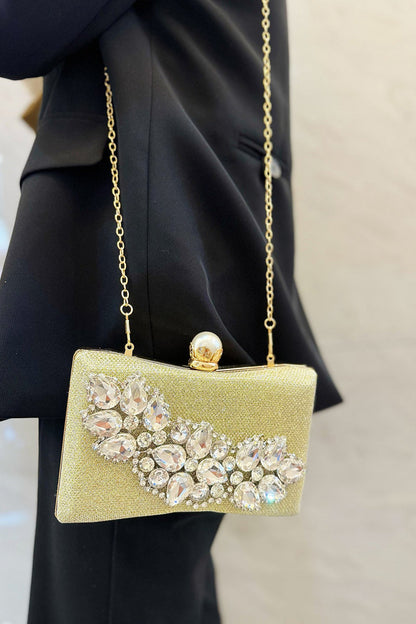 Effortlessly Elegant Bag with a Timeless Design