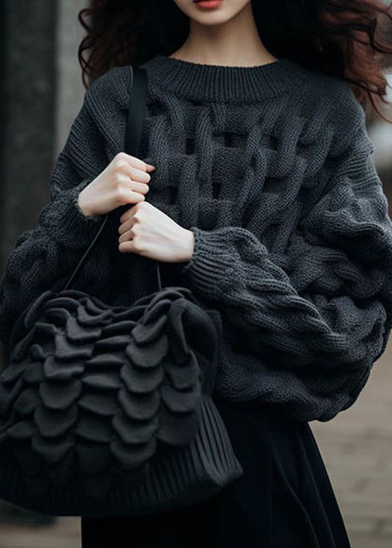 Classic Vintage & Enduringly Stylish Top