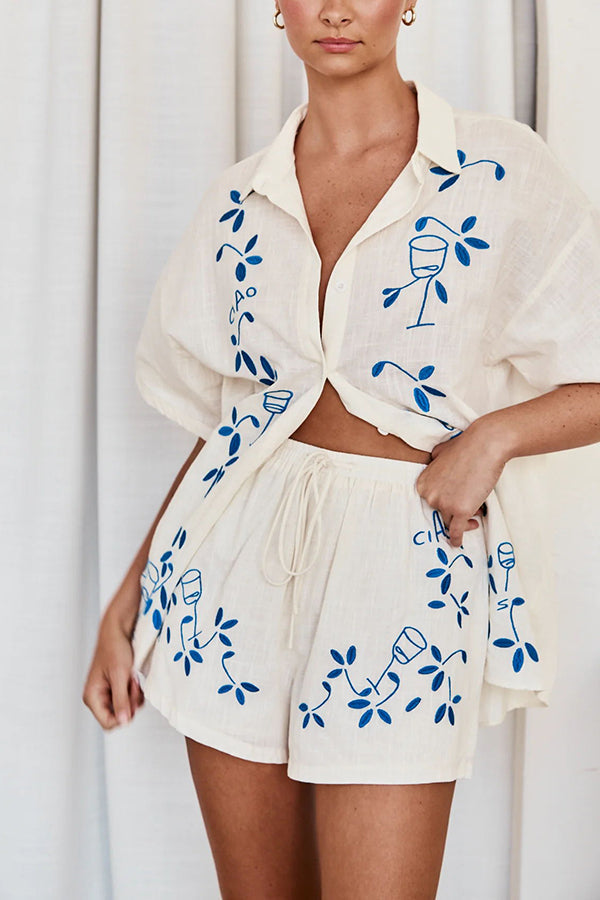 Effortlessly Elegant Garment with a Timeless Design