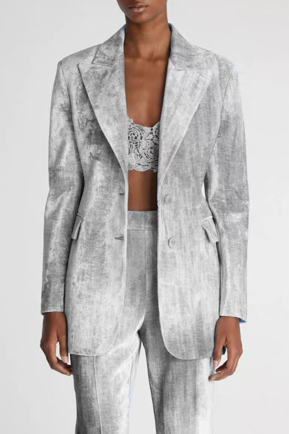 Polished Garment with an Effortless Classic Look