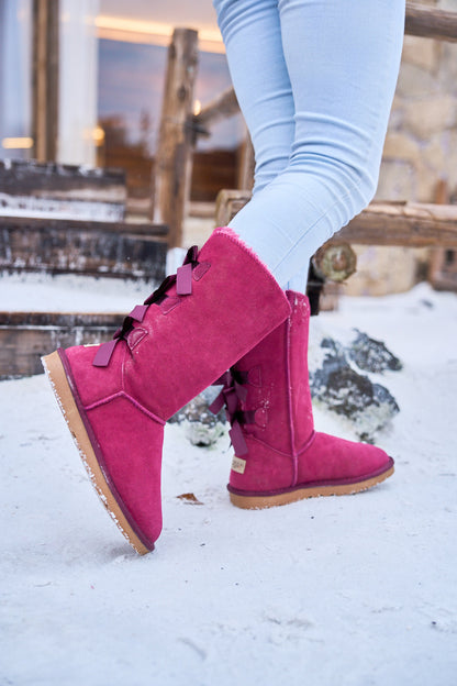 Effortlessly Elegant Boots with a Timeless Design